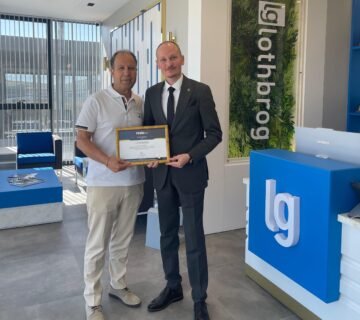 TESİD'DEN LOTHBROG MAKİNE'YE PLAKET TAKDİMİ
