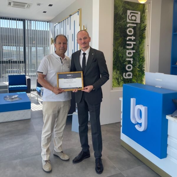 TESİD'DEN LOTHBROG MAKİNE'YE PLAKET TAKDİMİ